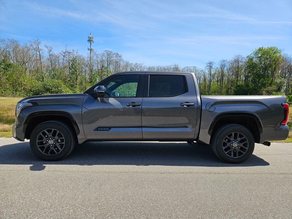 2022 Toyota Tundra Platinum 2