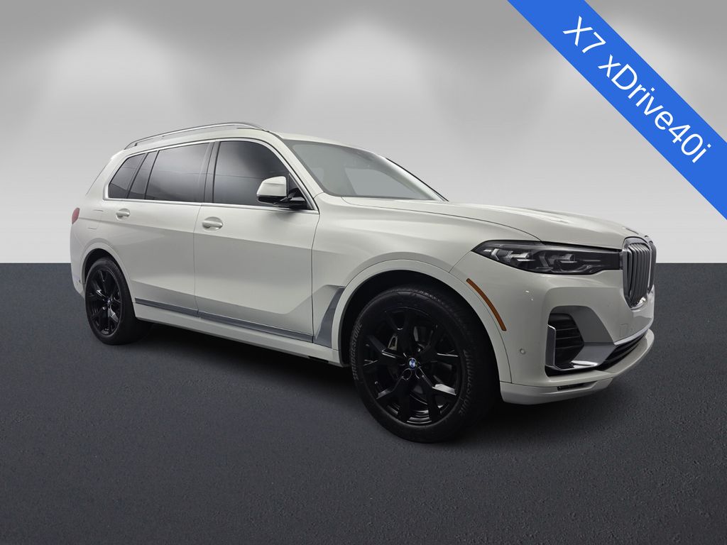 2022 BMW X7 xDrive40i AWD