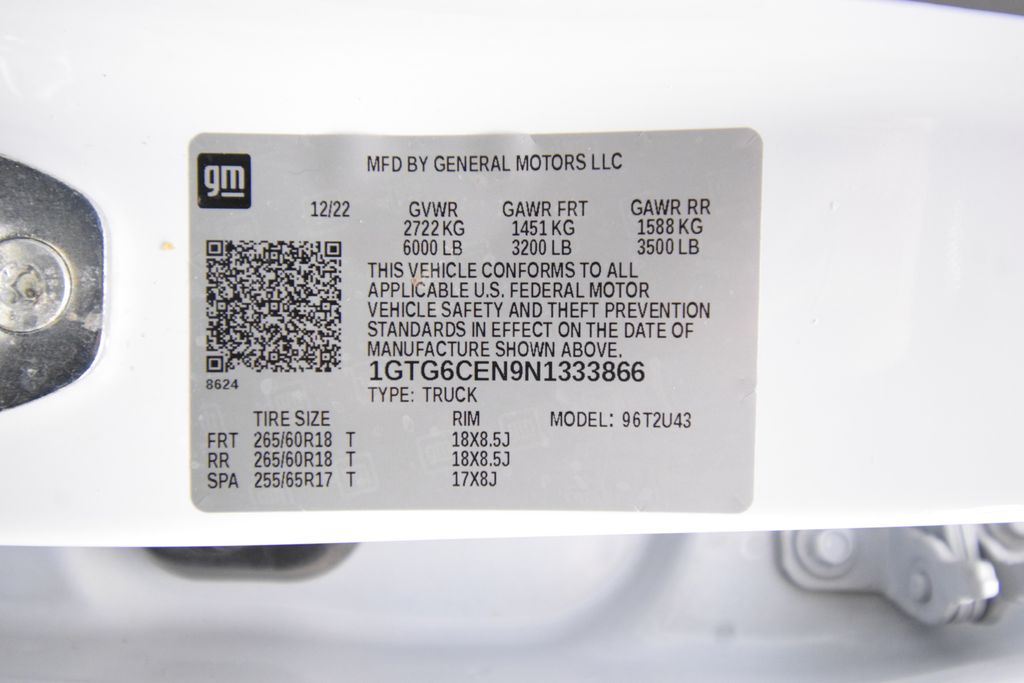 used 2022 GMC Canyon car, priced at $27,095