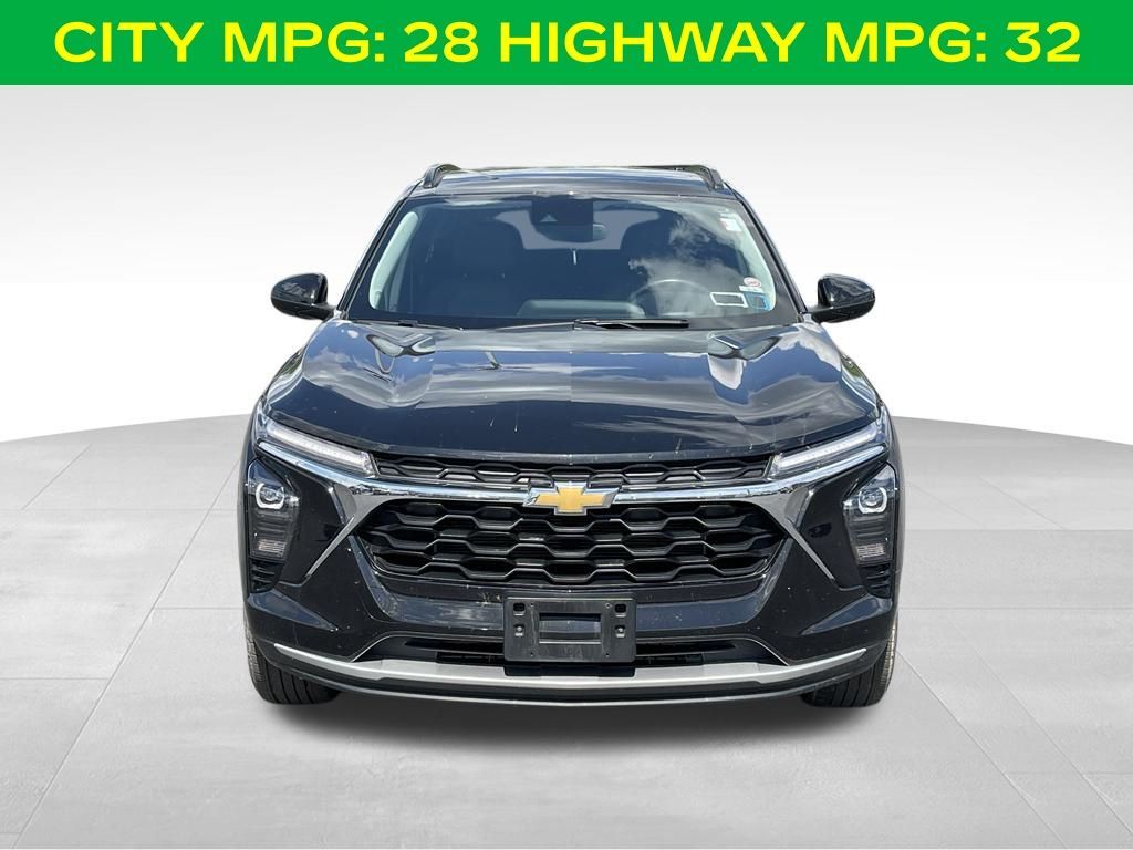 used 2024 Chevrolet Trax car, priced at $20,000