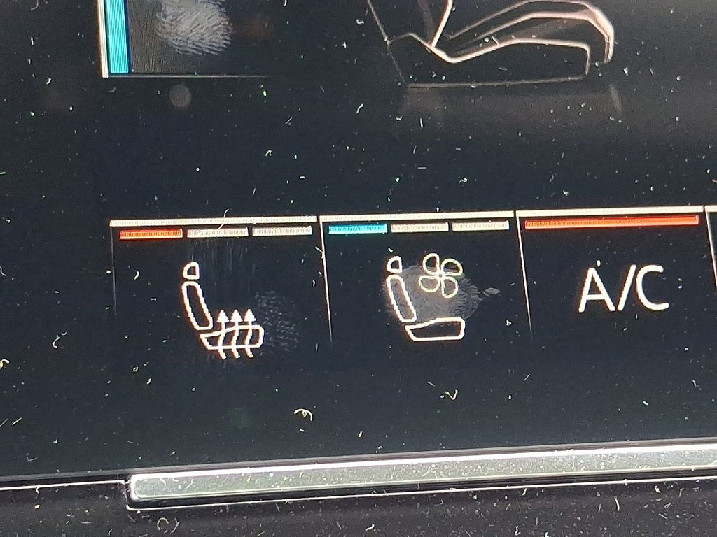 Thumbnail: 2026 Audi Q7 - 18