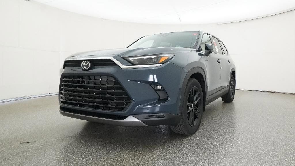 2025 Toyota Grand Highlander Limited 26