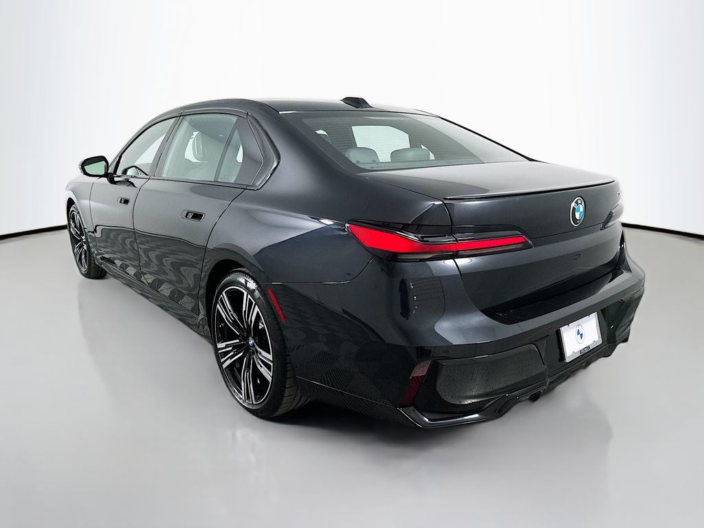 Thumbnail: 2025 BMW 7 Series - 7