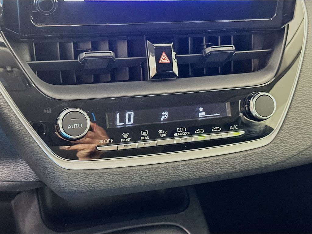 Thumbnail: 2024 Toyota Corolla - 16