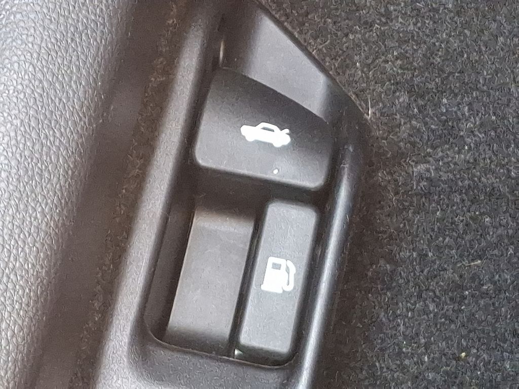 Thumbnail: 2023 Toyota Corolla - 26