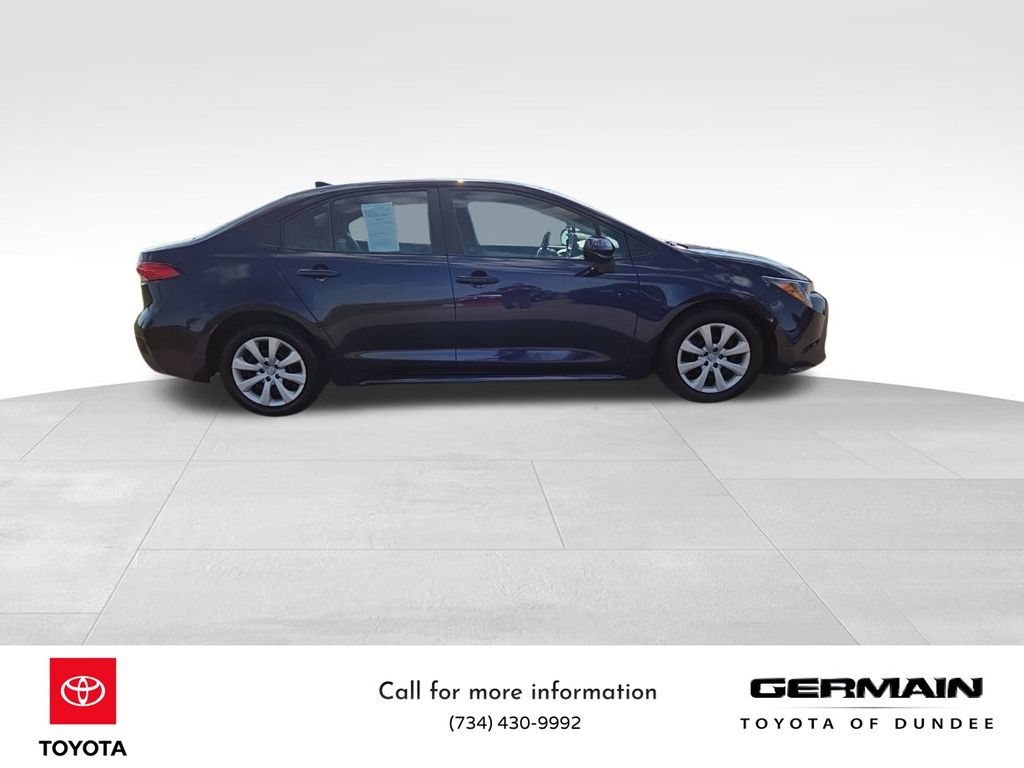 2023 Toyota Corolla LE photo 4