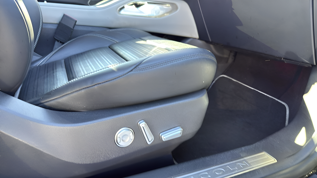 Used Car 2024 Lincoln Nautilus  Reserve For Sale Under $50,000 In Austin, Texas