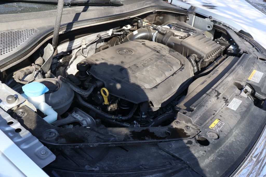 Thumbnail: 2024 Volkswagen Tiguan - 13