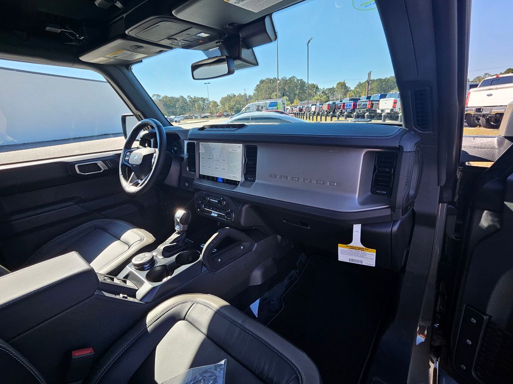 2025 Ford Bronco Outer Banks Gray at Walterboro Ford