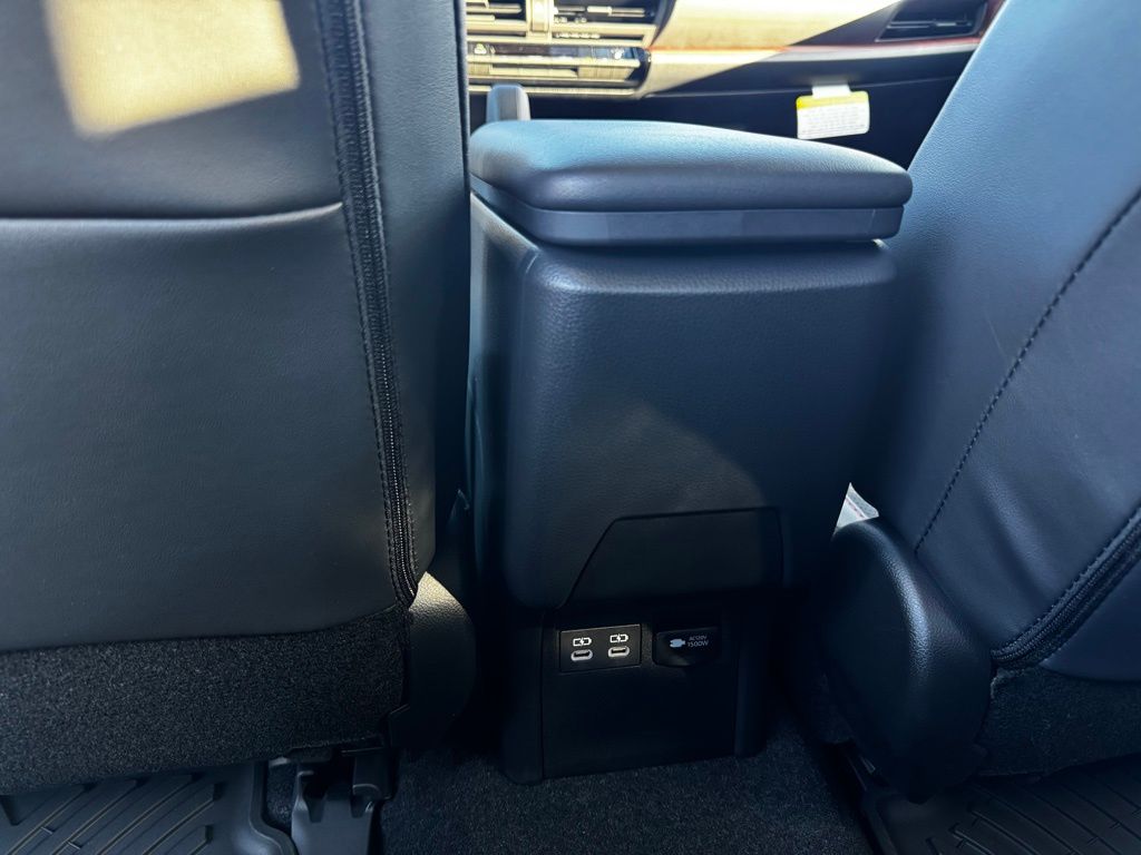 New 2026 Toyota Prius Plug-in Hybrid Sedan