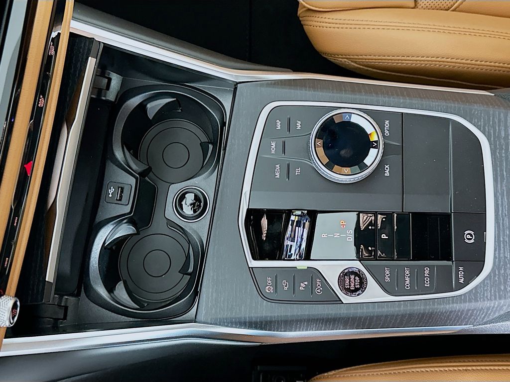 Thumbnail: 2026 BMW 3 Series - 15