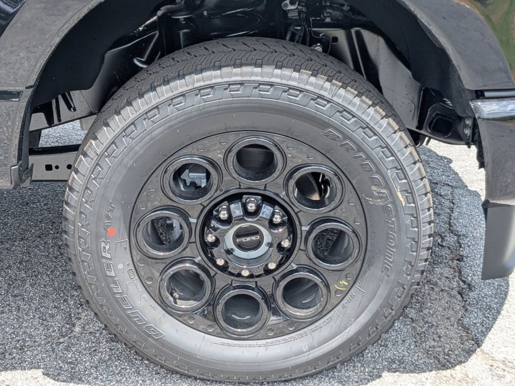 2025 Ford F-350 Super Duty Lariat