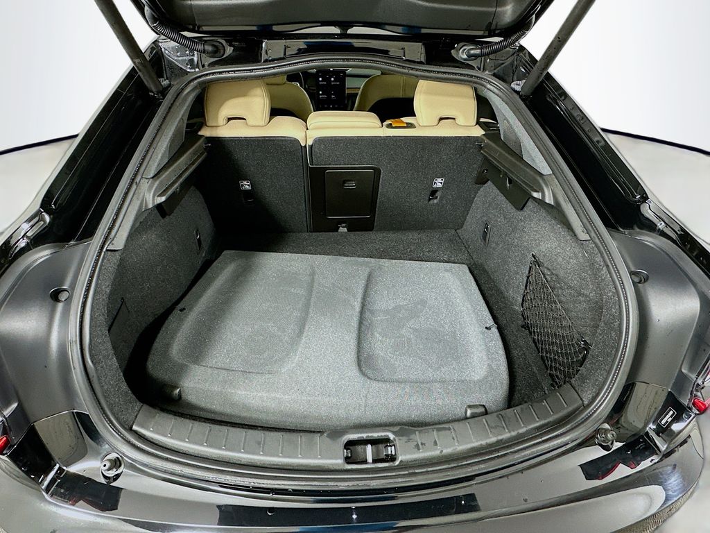 Thumbnail: 2022 Polestar 2 - 26