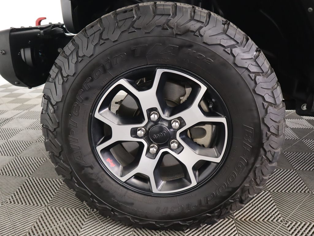 Thumbnail: 2021 Jeep Wrangler - 31