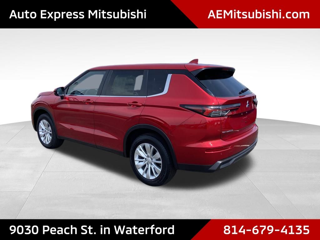 2026 Mitsubishi Outlander ES Red at Auto Express Mitsubishi