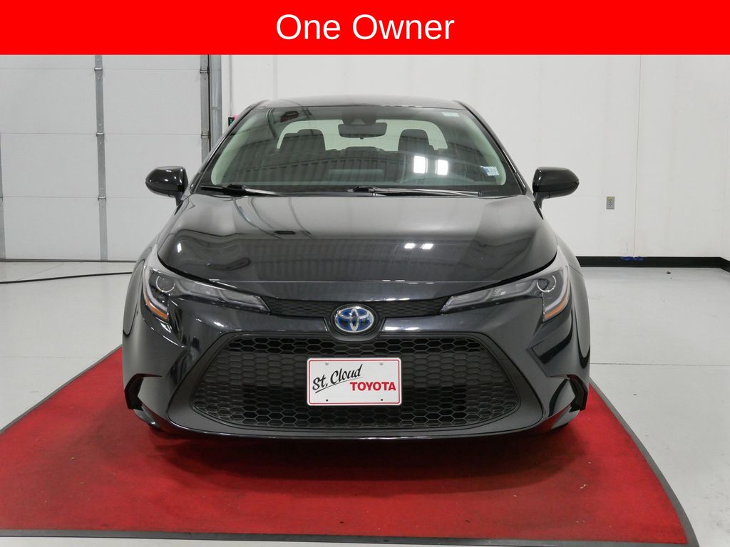Used 2022 Toyota Corolla LE with VIN JTDEAMDE5NJ053195 for sale in Waite Park, Minnesota