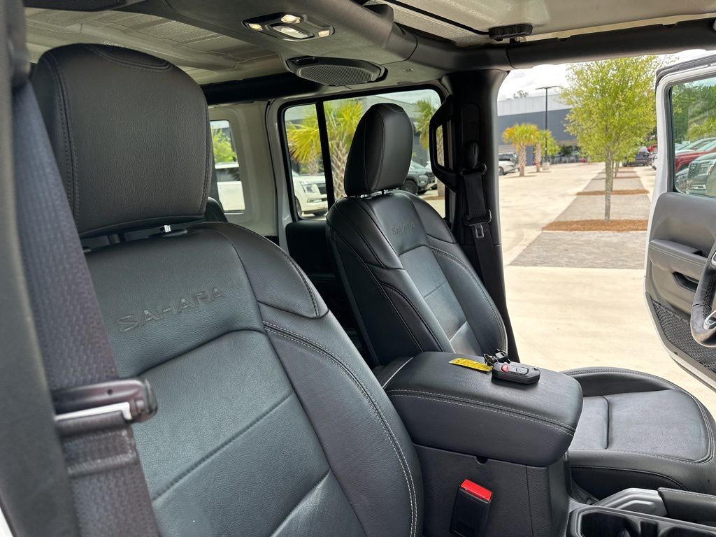 2022 Bright White Clearcoat Jeep Wrangler 4xe 4X4 SUV