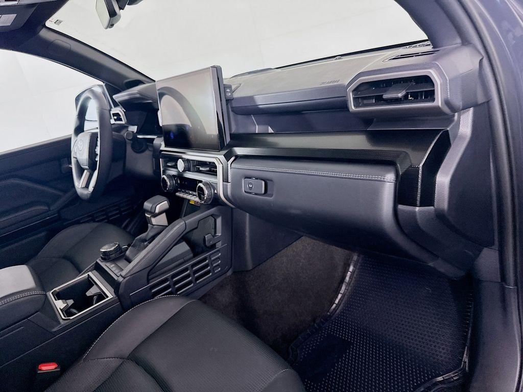 Thumbnail: 2025 Toyota 4Runner - 30