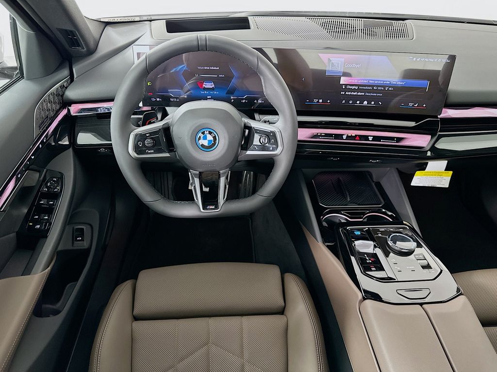 Thumbnail: 2026 BMW i5 - 19