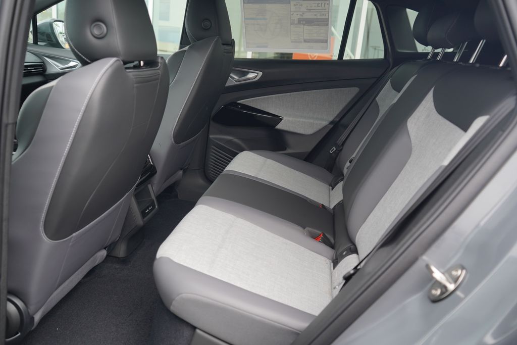 Thumbnail: 2026 Volkswagen ID.4 - 7