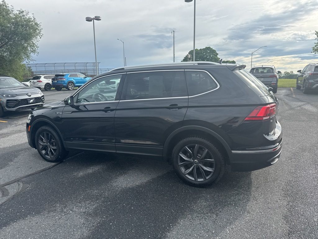 2022 Volkswagen Tiguan 2.0T SE Black at Sutliff Volkswagen