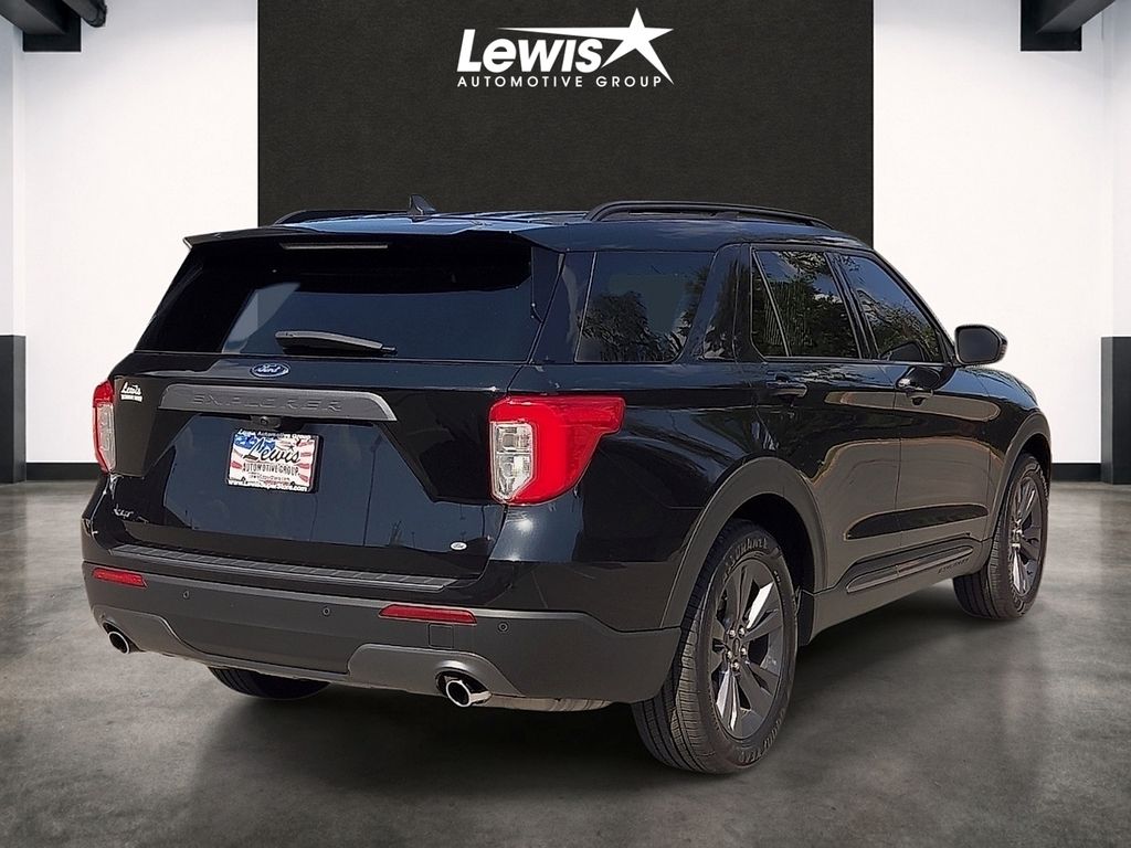 Used 2024 Ford Explorer XLT For Sale in Farmington, AR