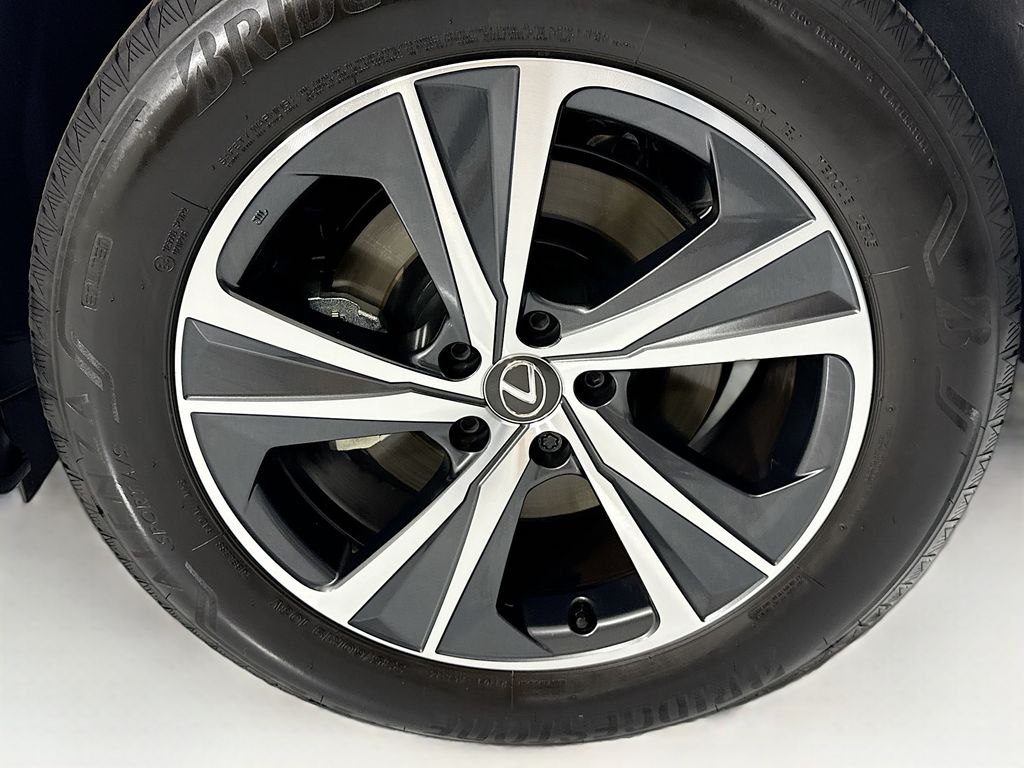 Thumbnail: 2025 Lexus RX - 31