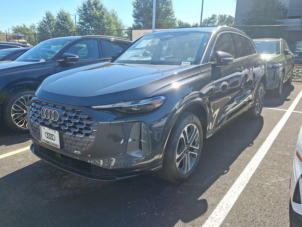 Thumbnail: 2025 Audi Q5 - 1