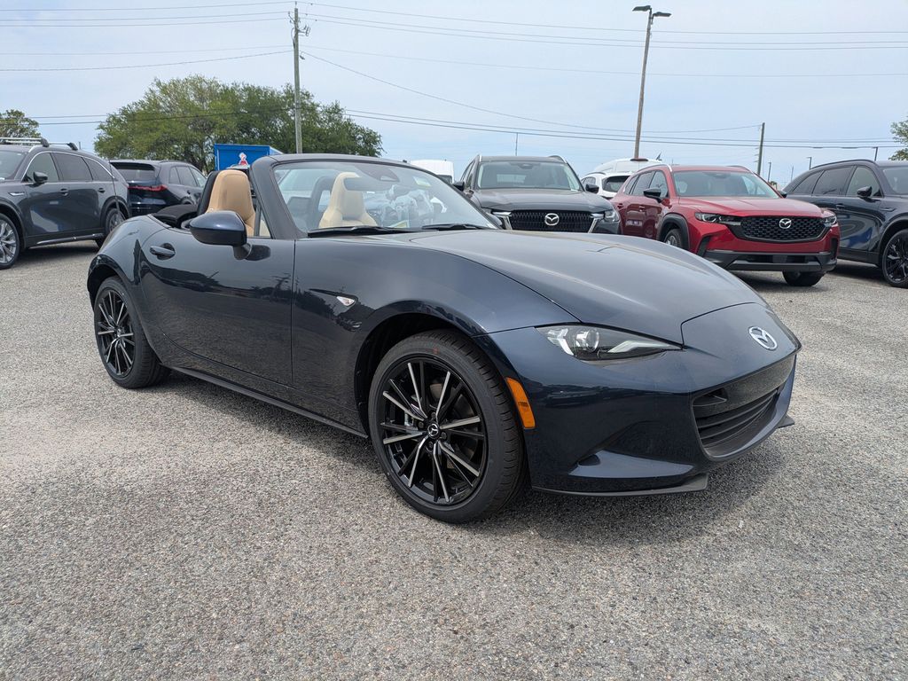 2026 Mazda MX-5 Miata Grand Touring