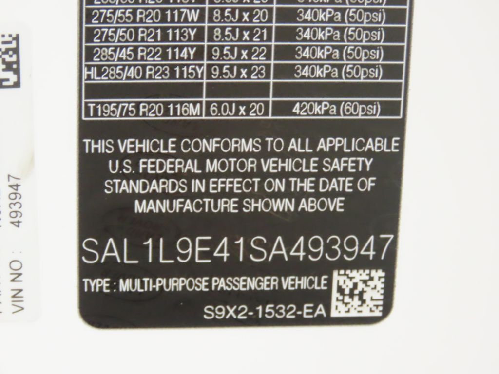 Thumbnail: 2025 Land Rover Range Rover Sport - 32