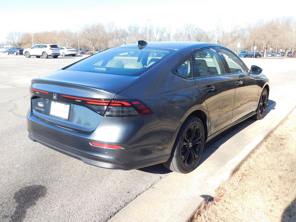 Thumbnail: 2025 Honda Accord - 4