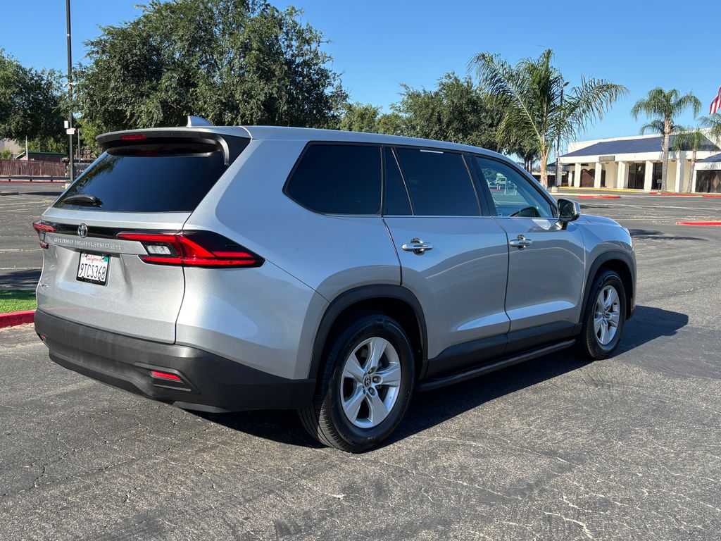 Thumbnail: 2025 Toyota Grand Highlander - 5
