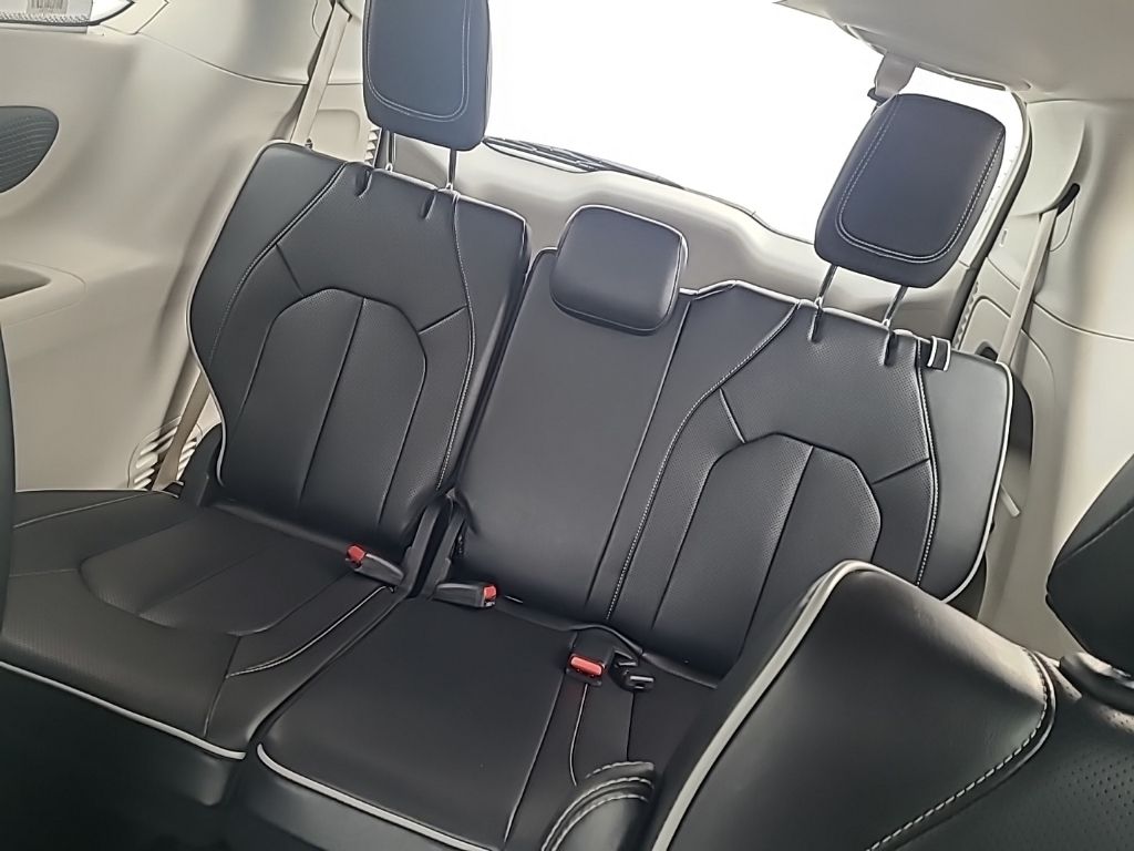 used 2024 Chrysler Pacifica car, priced at $35,773