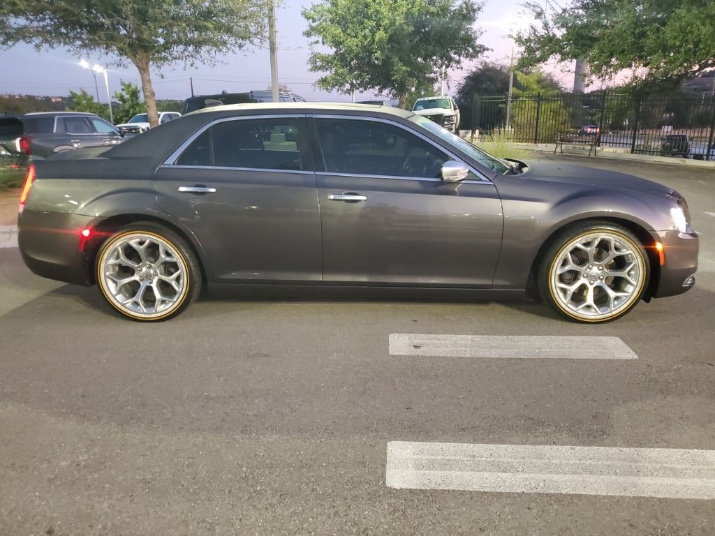 Used Car 2019 Chrysler 300  C For Sale Under $30,000 In Austin, Texas