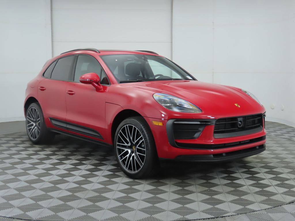 Thumbnail: 2025 Porsche Macan - 9