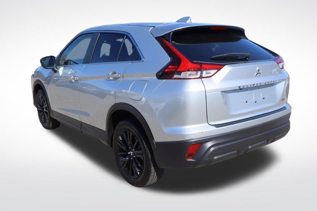 2024 Mitsubishi Eclipse Cross LE 11