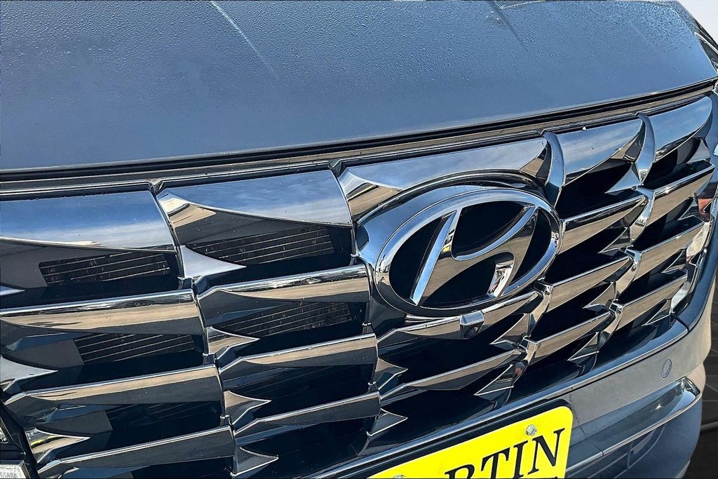 2024 Hyundai Tucson Limited Gray at Texan Dodge Chrysler Jeep Ram