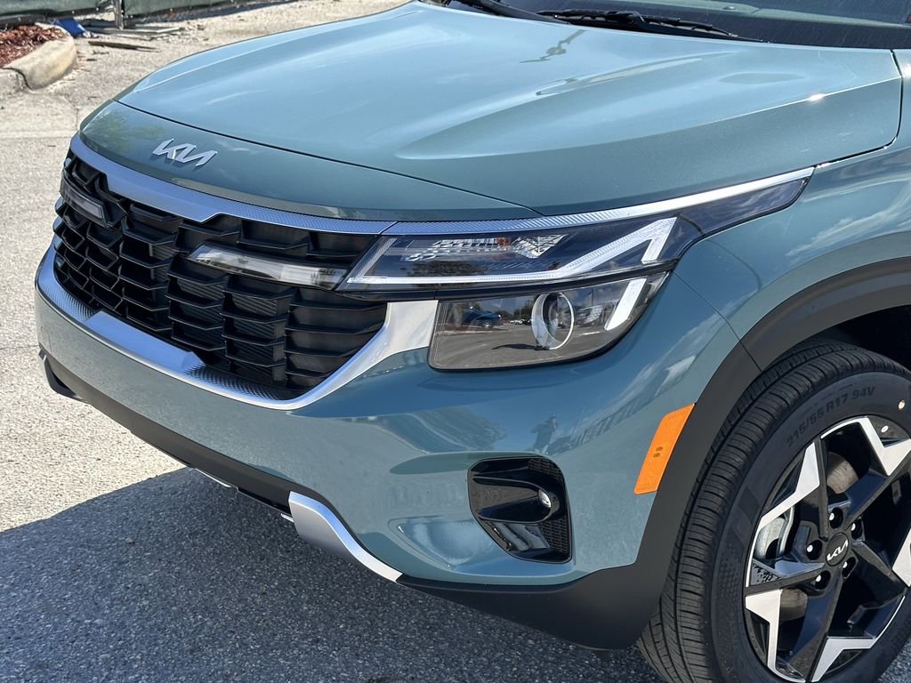 new 2026 Kia Seltos car, priced at $25,504