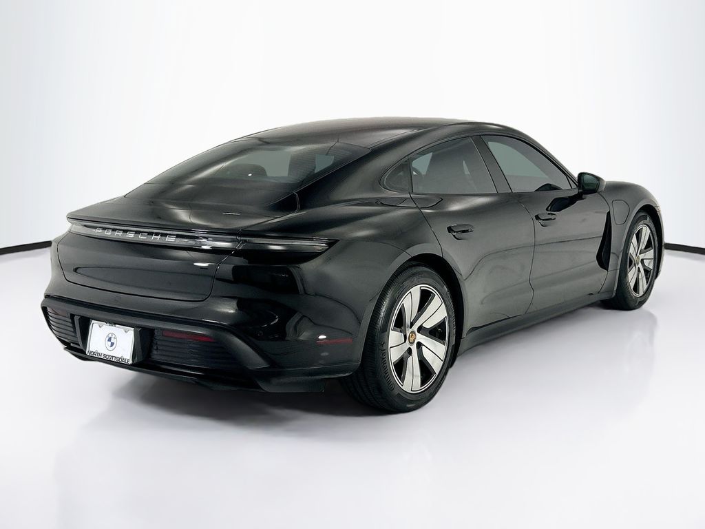 Thumbnail: 2022 Porsche Taycan - 5