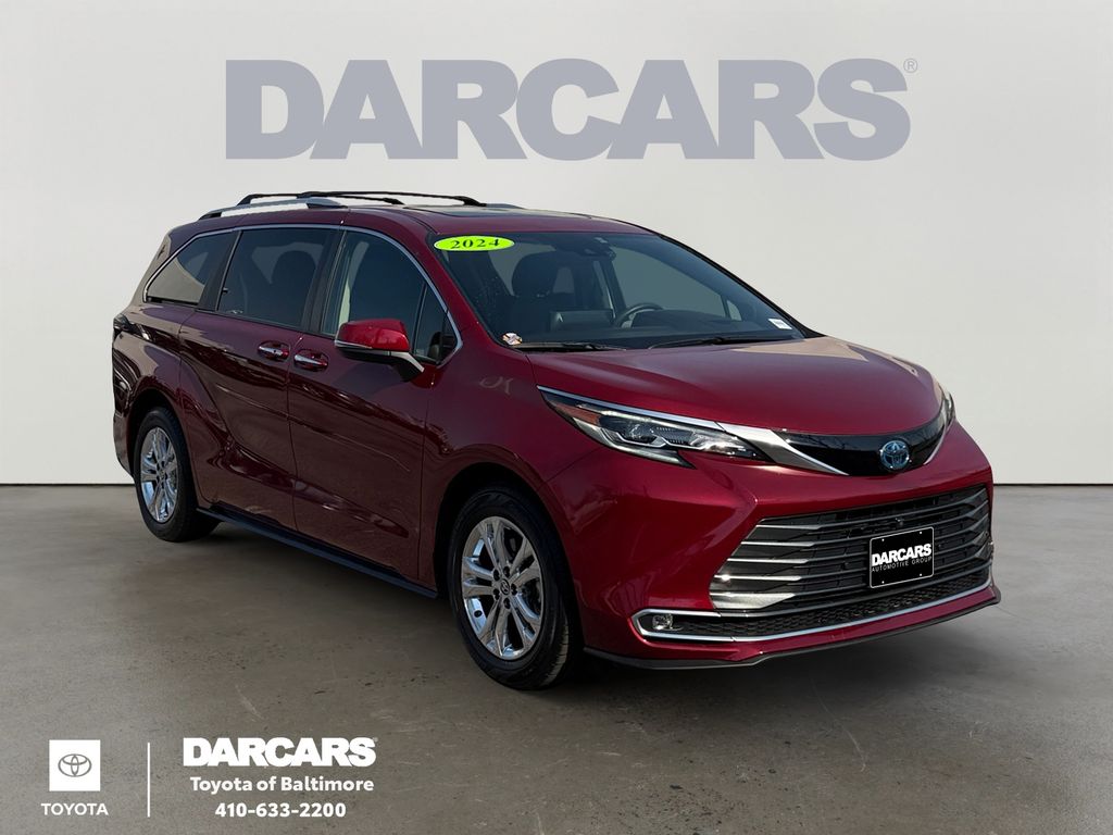 2024 Toyota Sienna Platinum 7-Passenger AWD