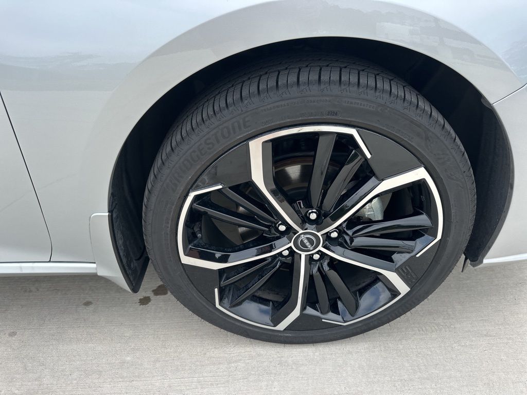 2024 Brilliant Silver Metallic Nissan Altima 2.5 SR AWD Sedan