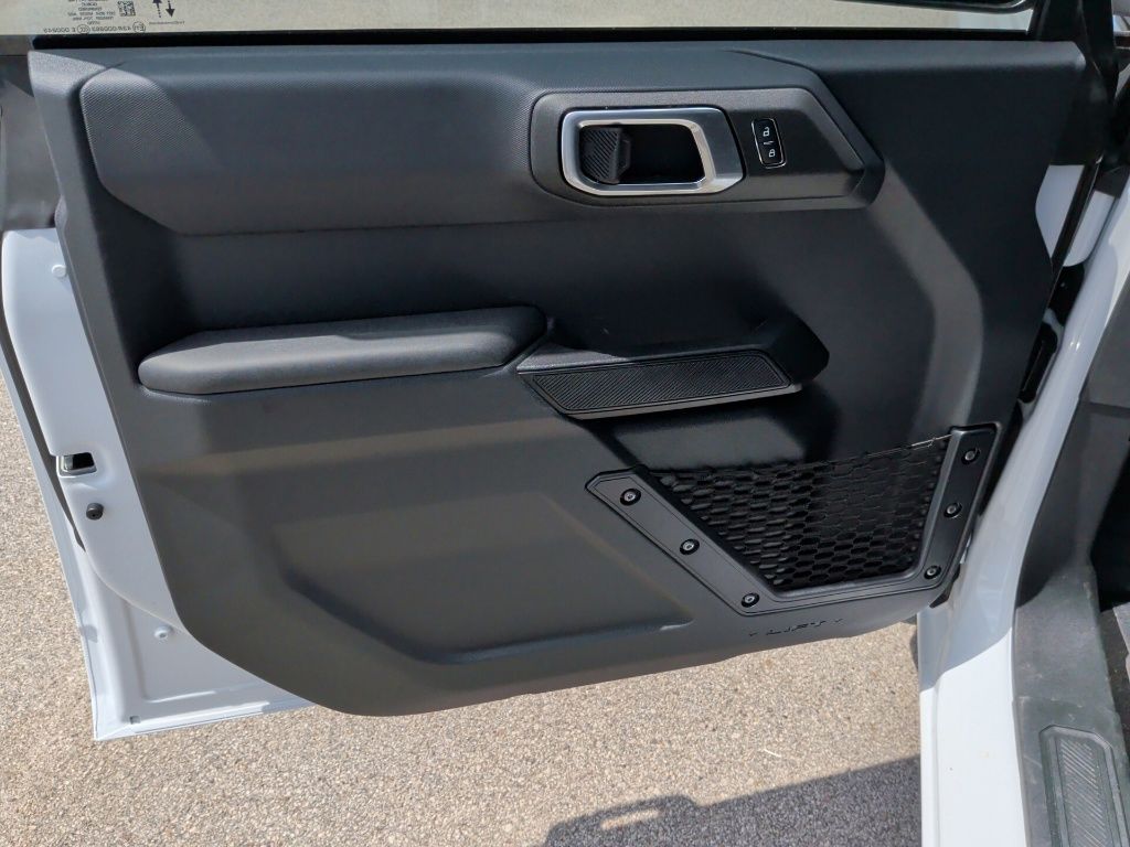2025 Ford Bronco Base - 9