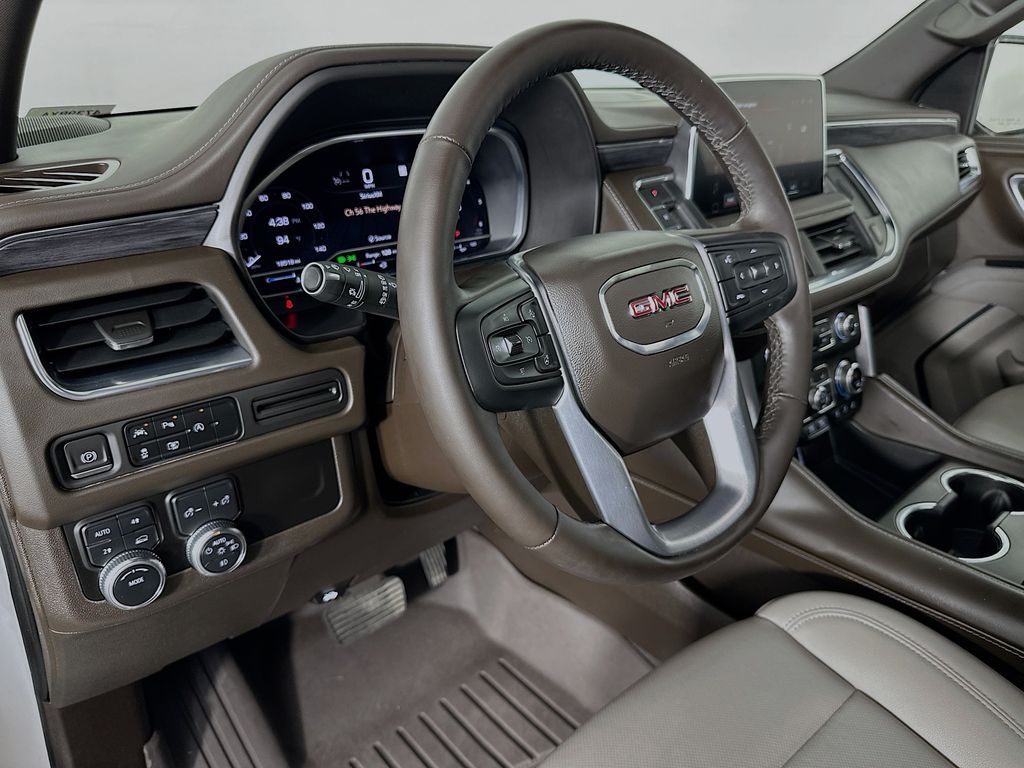 2023 GMC Yukon XL SLT 9