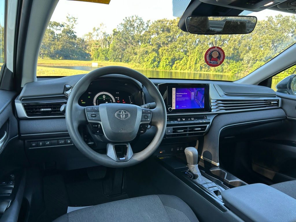 Thumbnail: 2025 Toyota Camry - 12