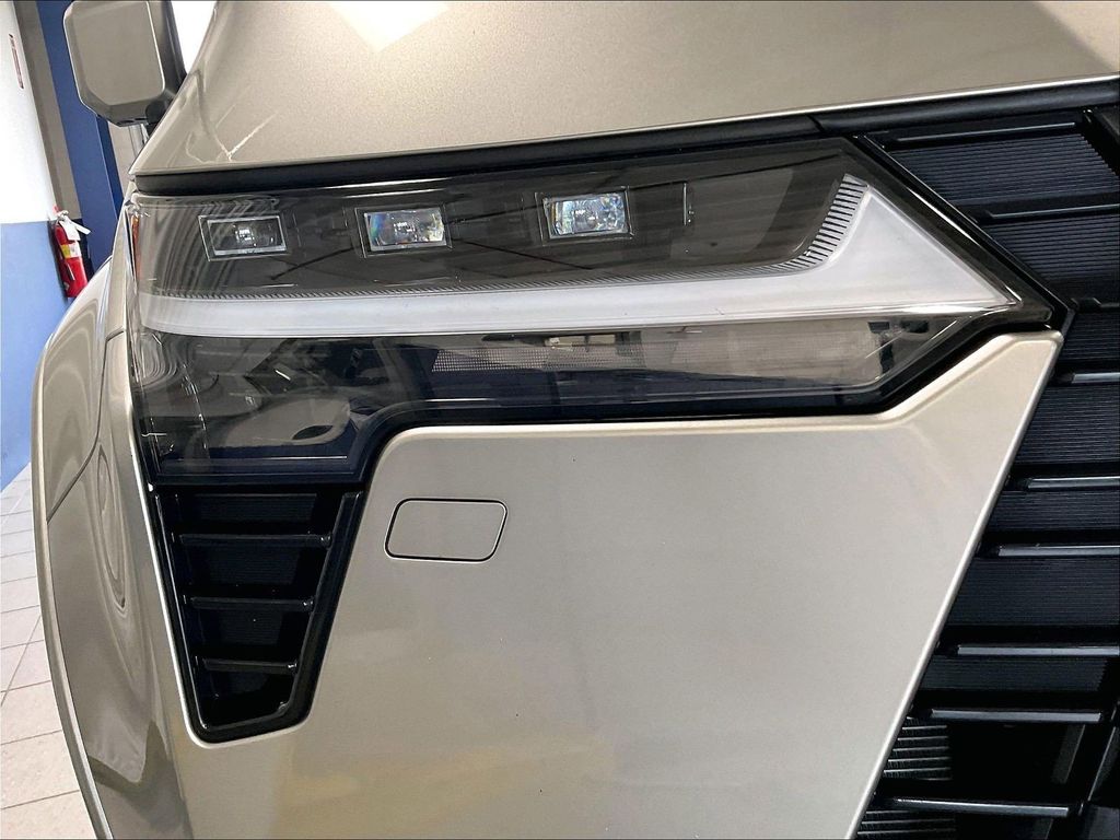 2024 Lexus GX — photo 34