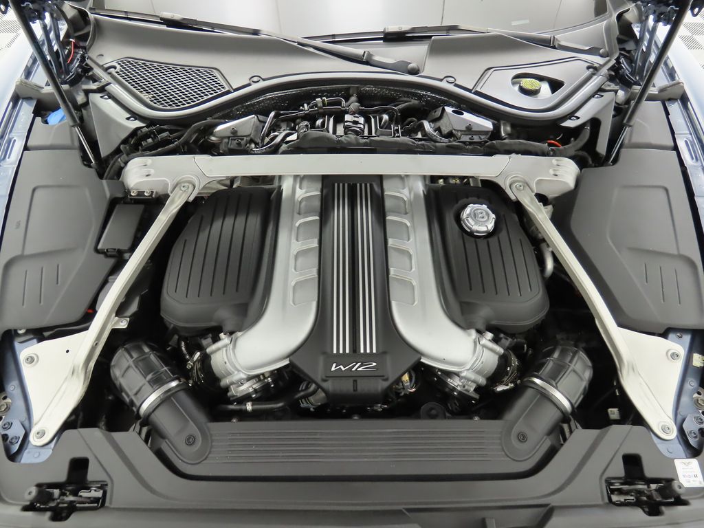 Thumbnail: 2020 Bentley Flying Spur - 29