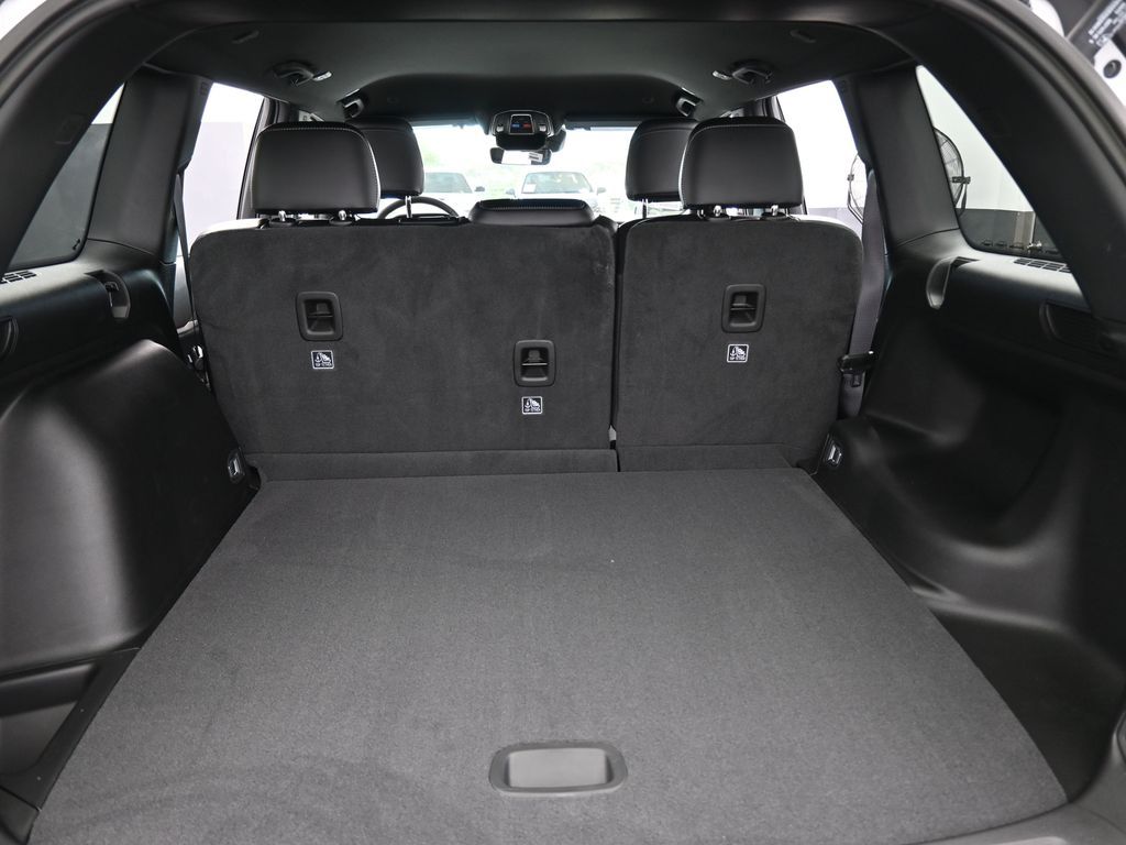 New 2026 Bright White Clearcoat Jeep Laredo image 36