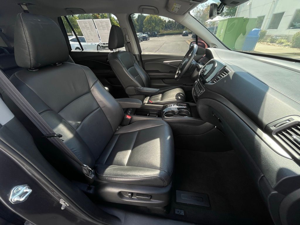 Thumbnail: 2022 Honda Pilot - 32