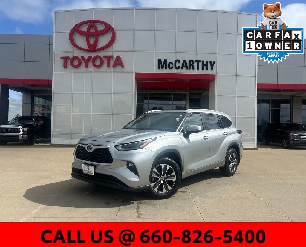 Celestial Silver Metallic 2024 Toyota Highlander SUV / Crossover All-Wheel Drive 8-Speed Automatic