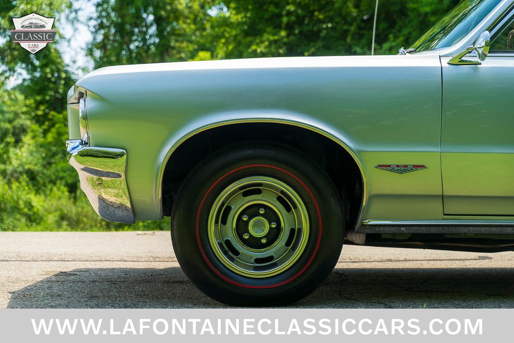1964 Pontiac GTO 52